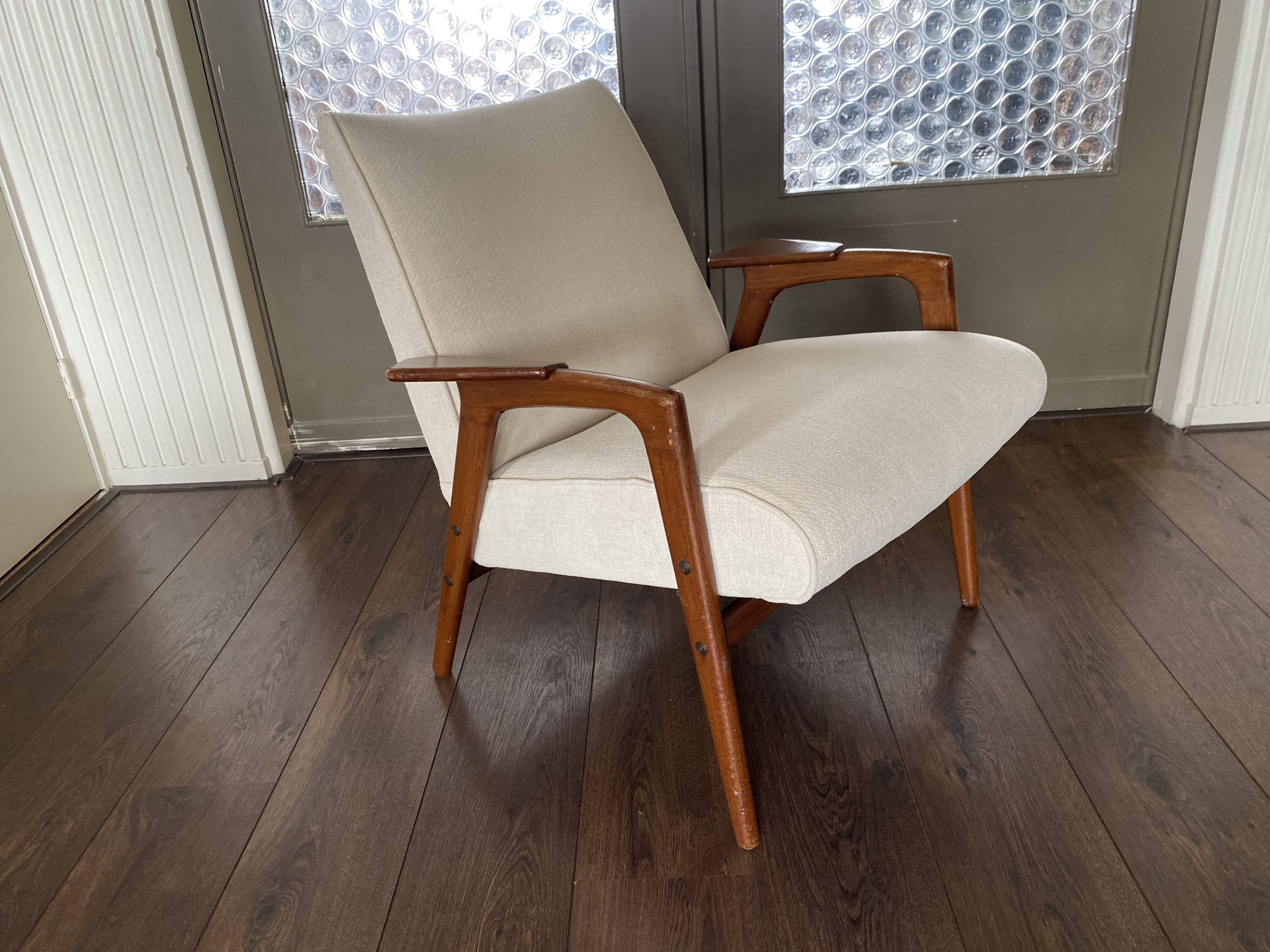 Fauteuil scandinave vintage Ruster avec tabouret du designer suédois Yngve Ekström pour Pastoe, années 60