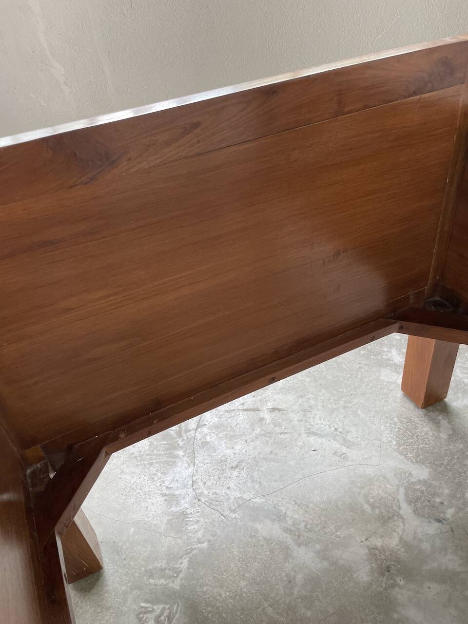 Modernist armchair in exotic wood and leather