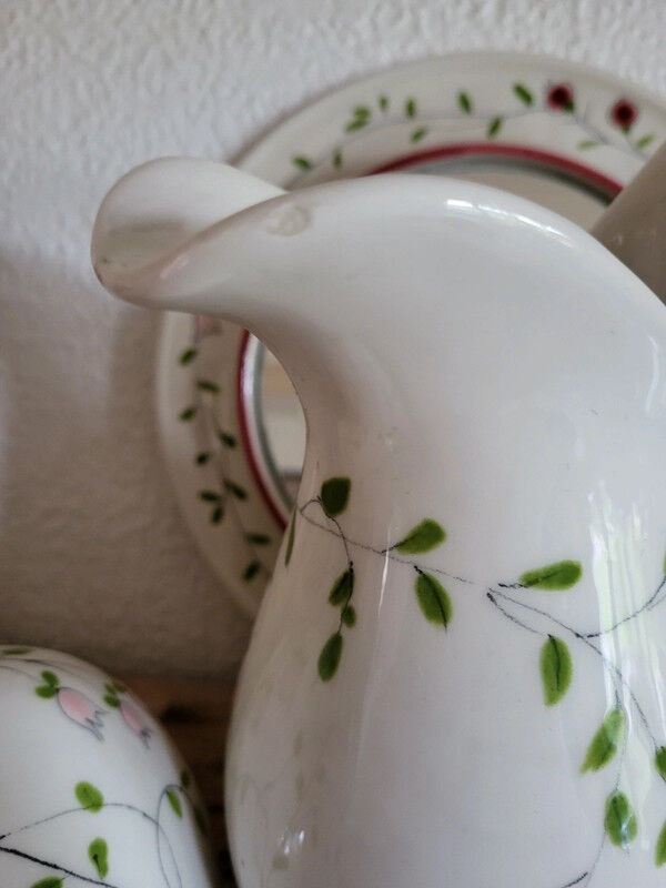 Set of 4 vintage earthenware pieces for bathroom