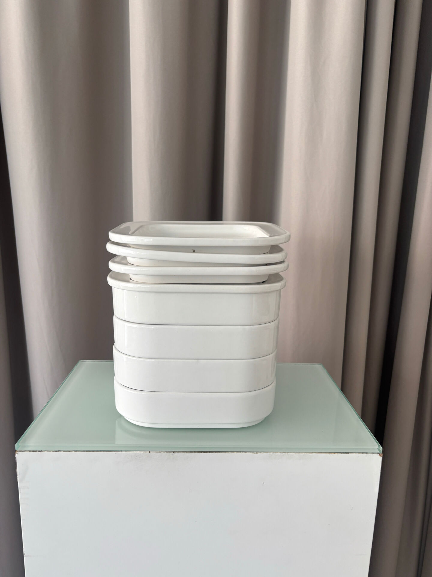 Makio Hasuike for Arnolfo di Cambio – “Square” Dinnerware Set, Italy,