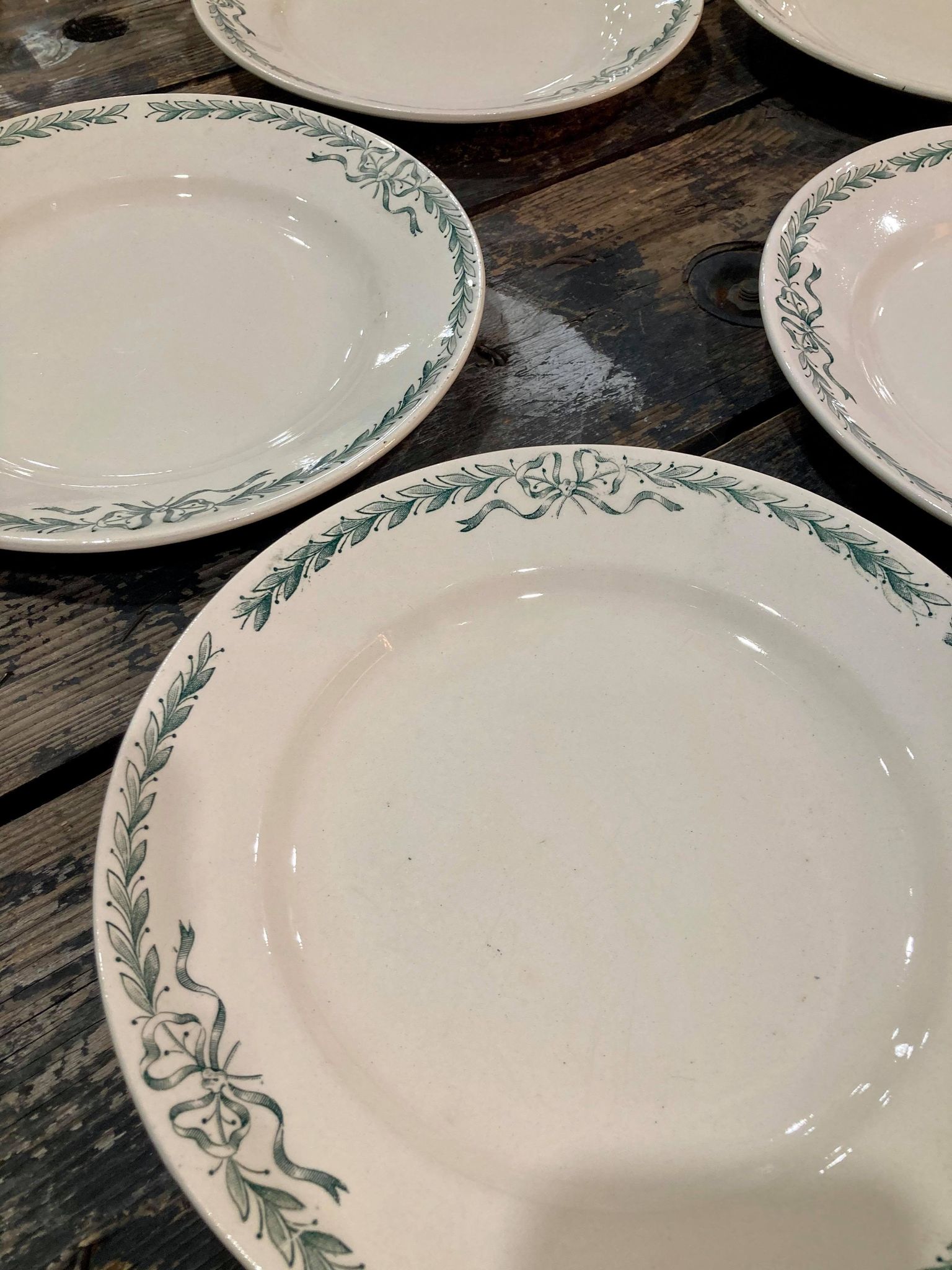 Lot of 10 plates in Terre de Fer Longchamp model Belleville