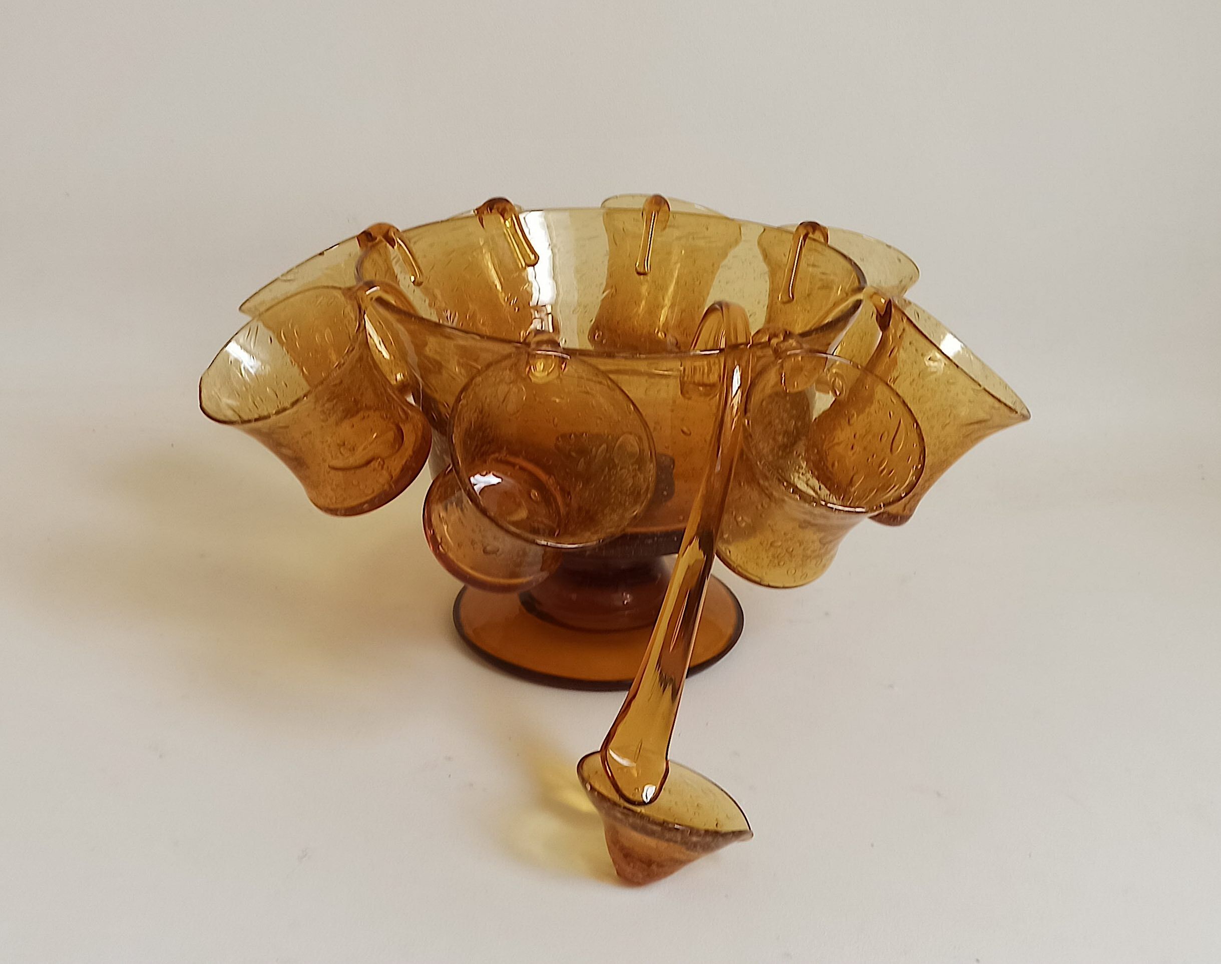 Service for punch or sangria 70s glassware Biot 8 cups