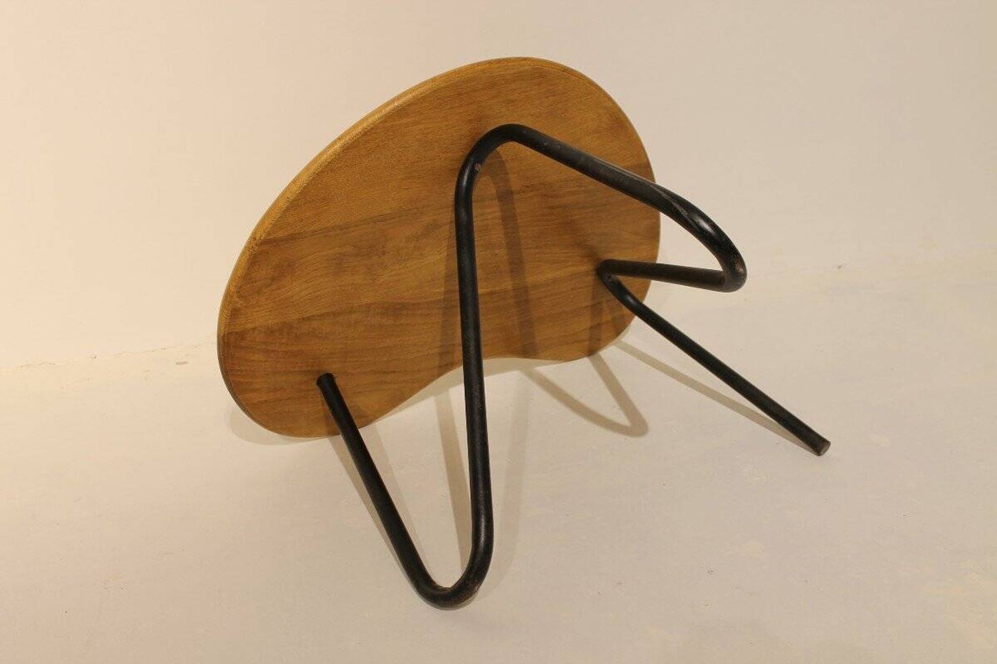 Table basse "Prefacto" Pierre Guariche, éditée par Airborne