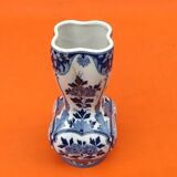 Delft d533 earthenware vase