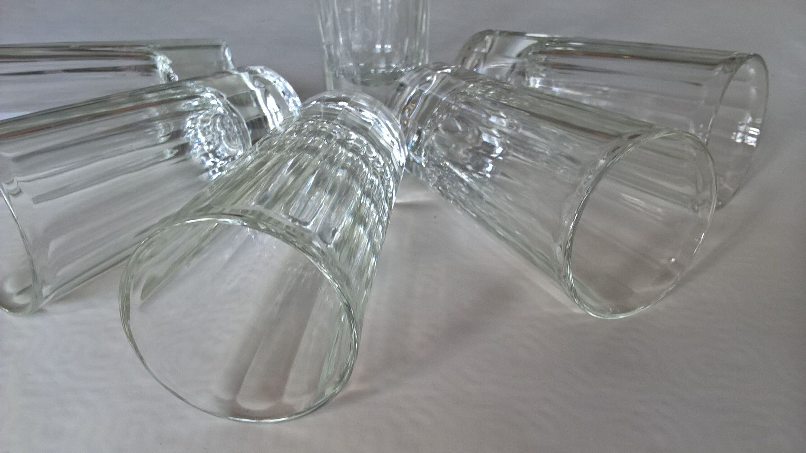 Six verres à apéritif