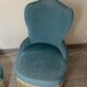 Paire de fauteuils crapaud velours bleu 1970