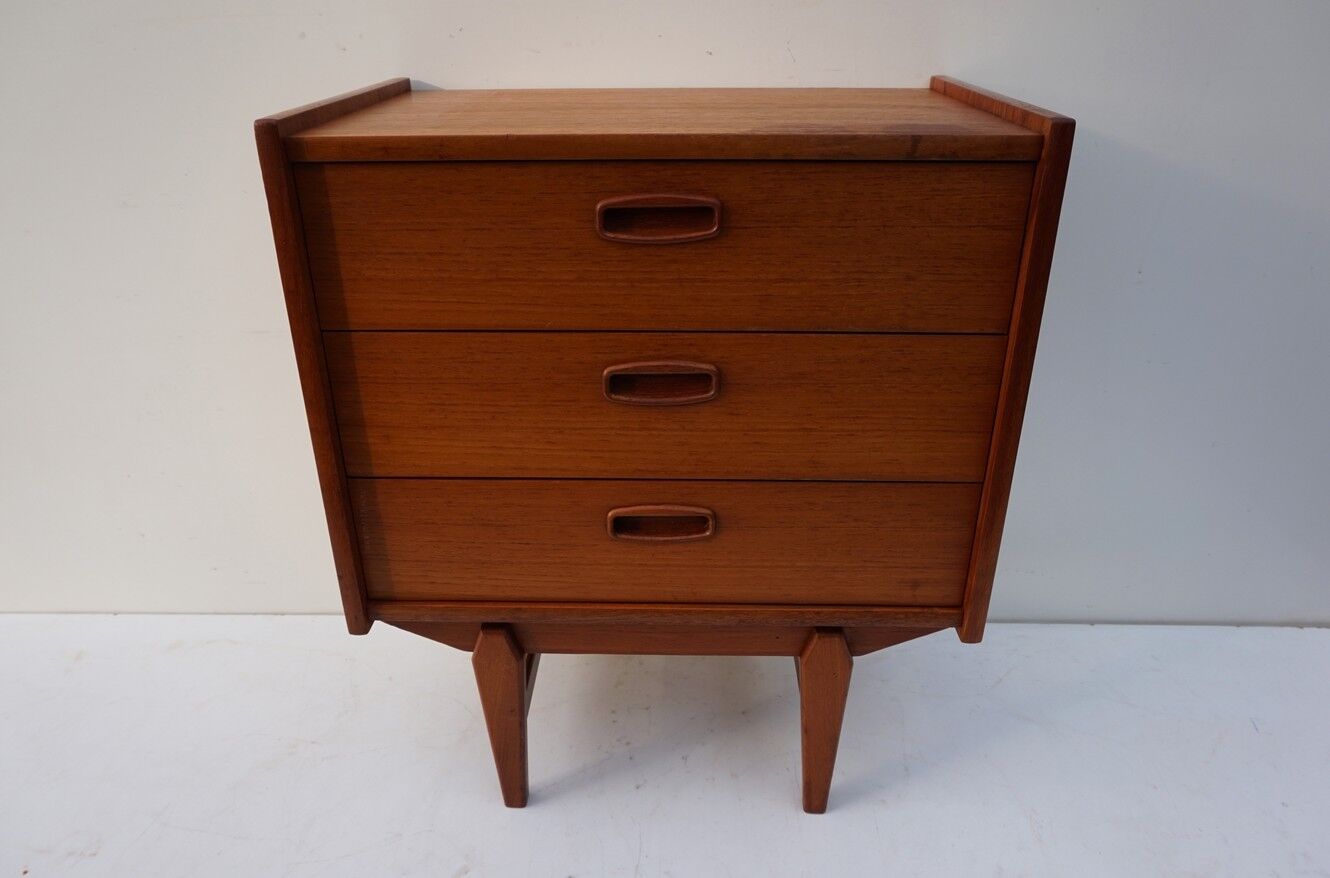 Commode vintage en teck
