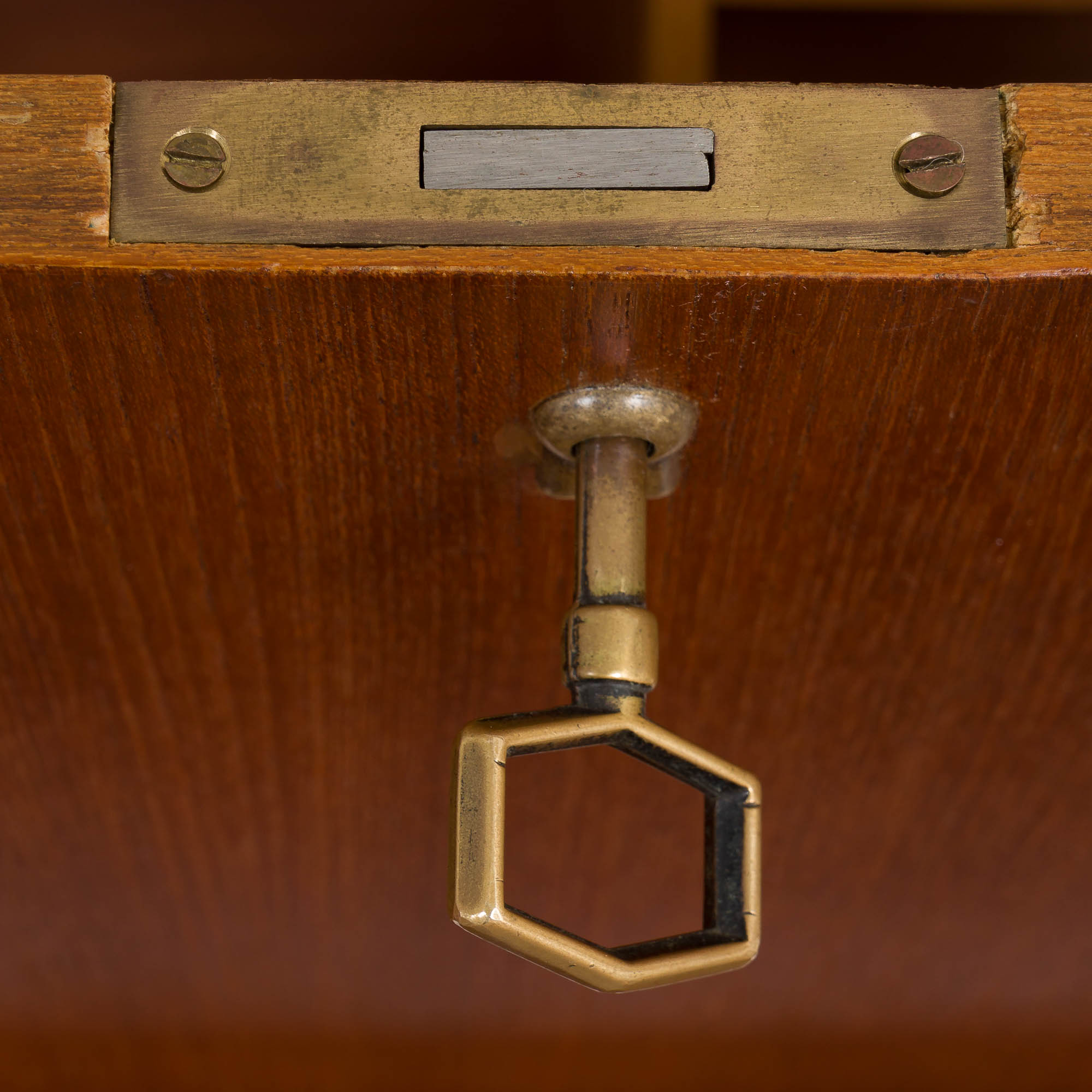 Italian teak wall unit with a desk and bar cabinet/secretarie, 1960s