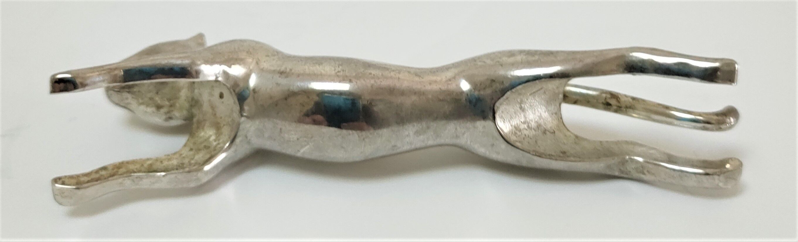 Six panther silver metal knife holders