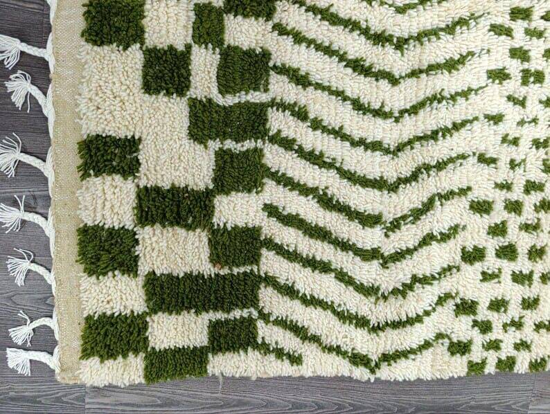 Handmade pure wool rug, green and white, size 140 x 260 cm