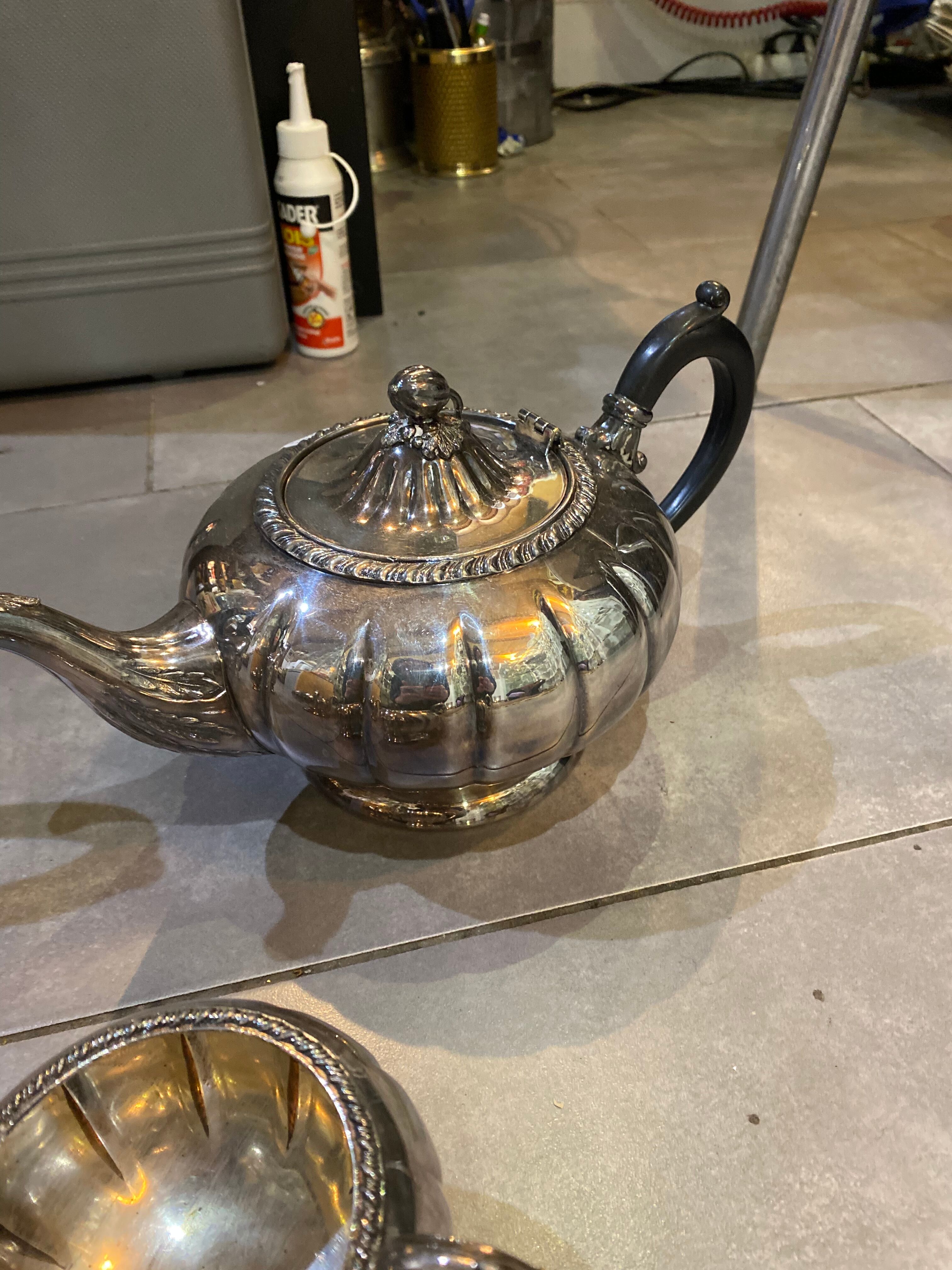 Silver metal tea and coffee set