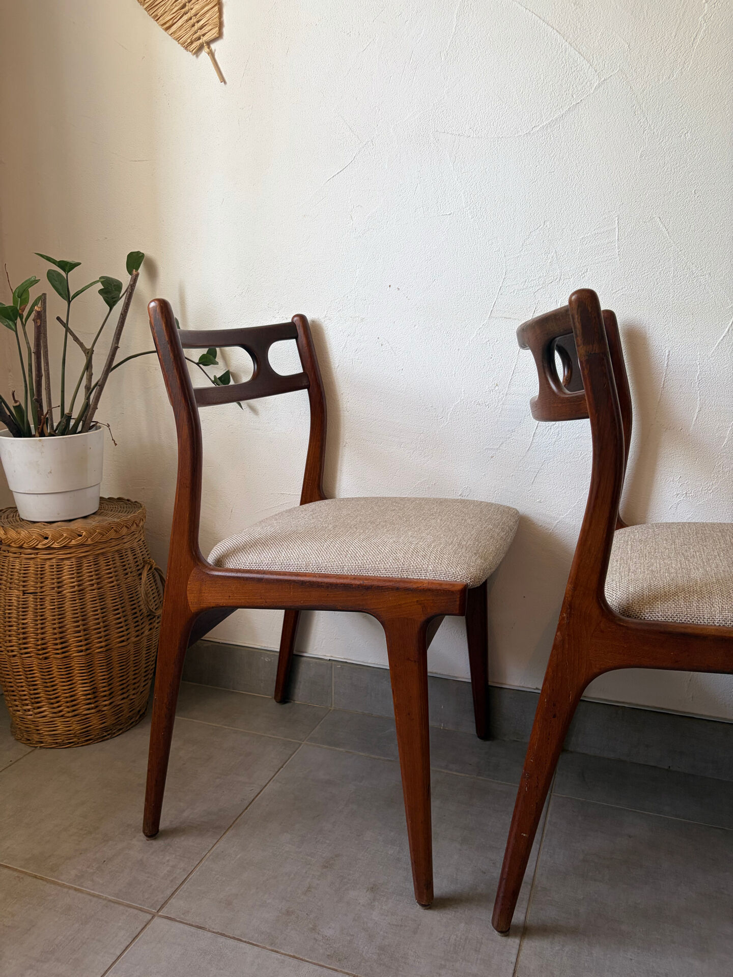 4 Scandinavian teak chairs Samcom Andersen Johannes