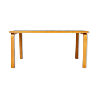 Table à manger 81A par Alvar Aalto pour Artek années 80