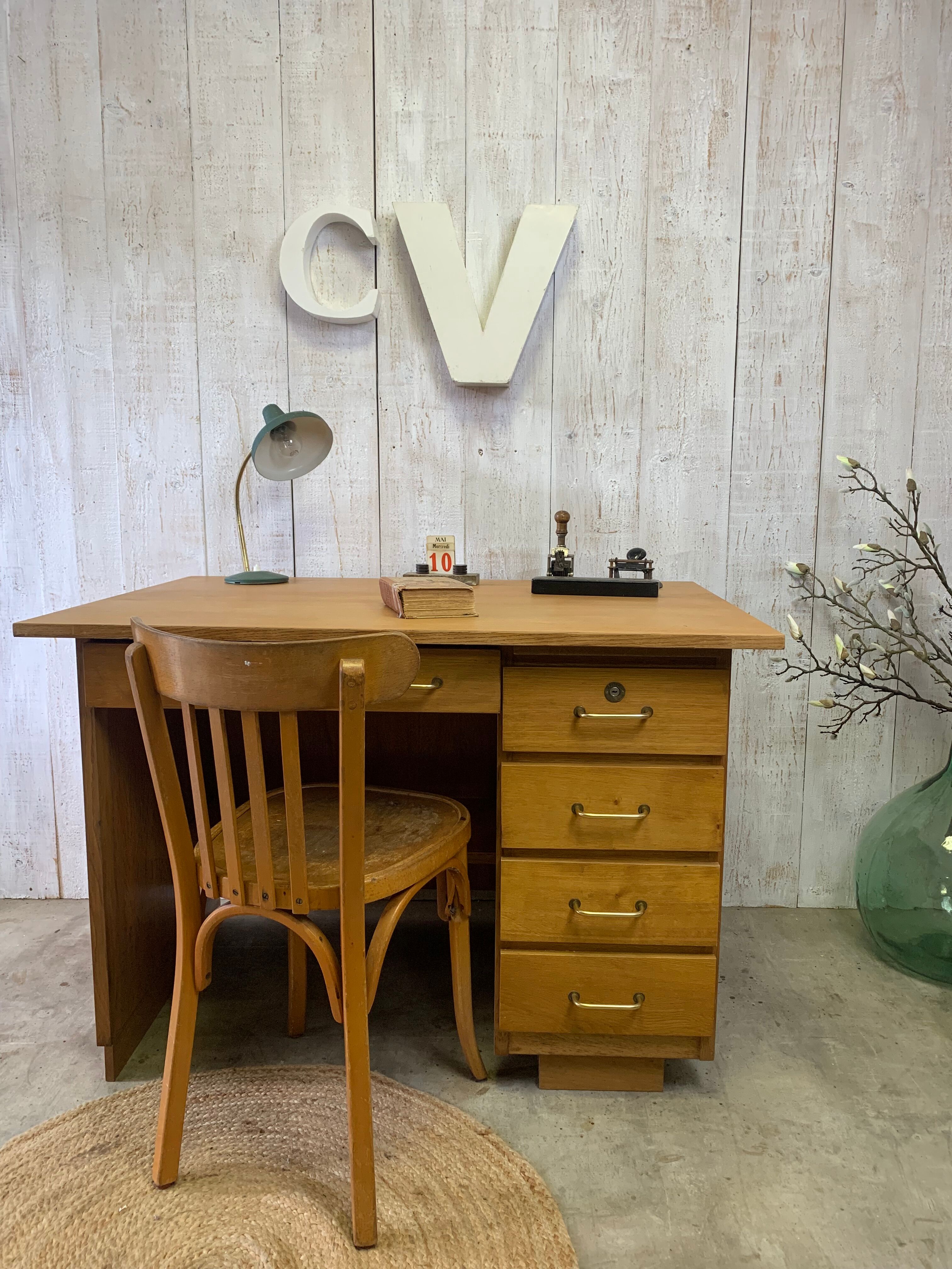 Vintage "spirol" desk