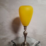 Lampe bronze abat-jour verre jaune opaque 1940 environ ,,57x15