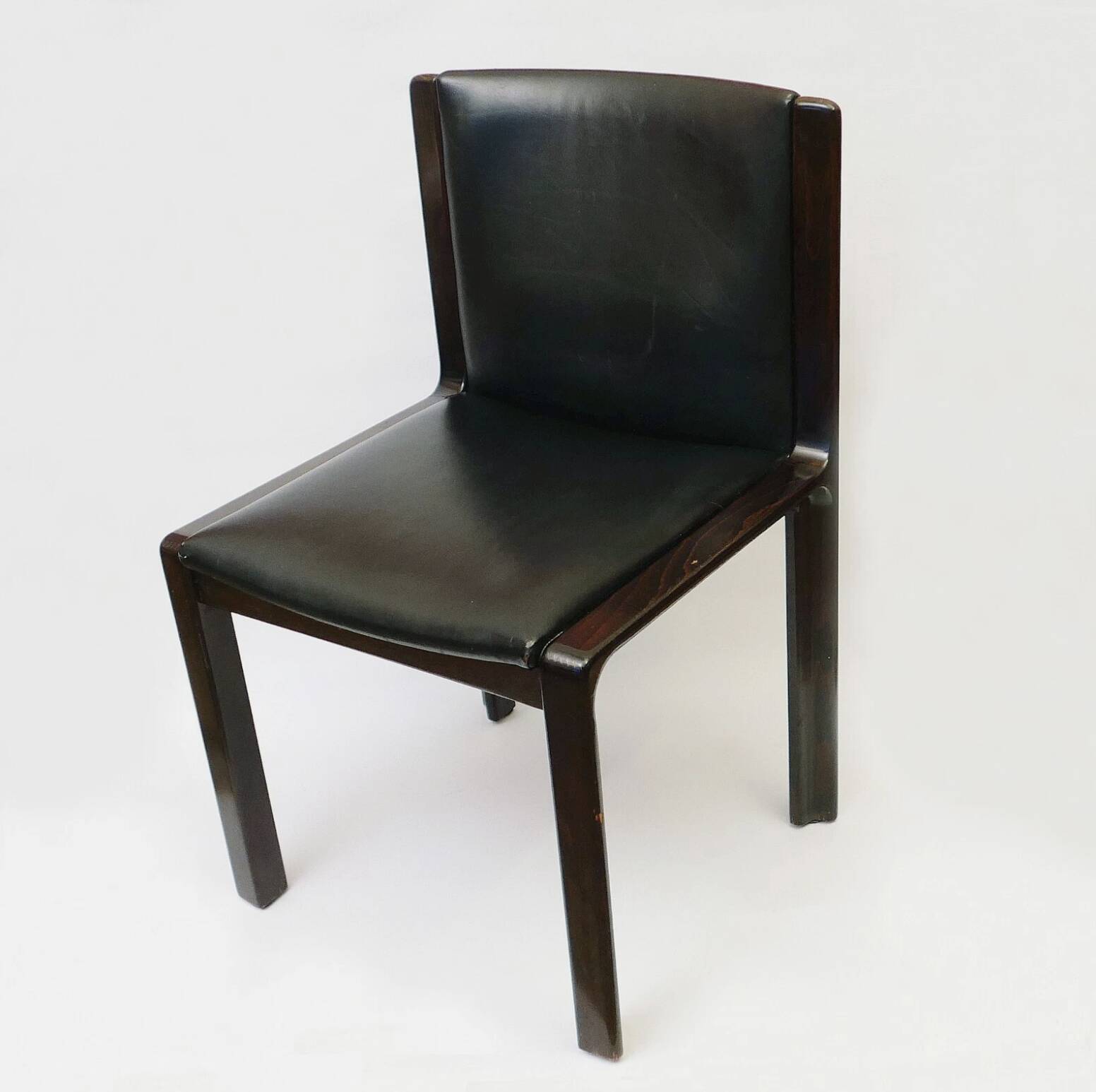 Chaise design scandinave  1960 en palissandre et cuir vintage des années 70