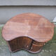 Ancienne commode, buffet ‘haricot’ en bois