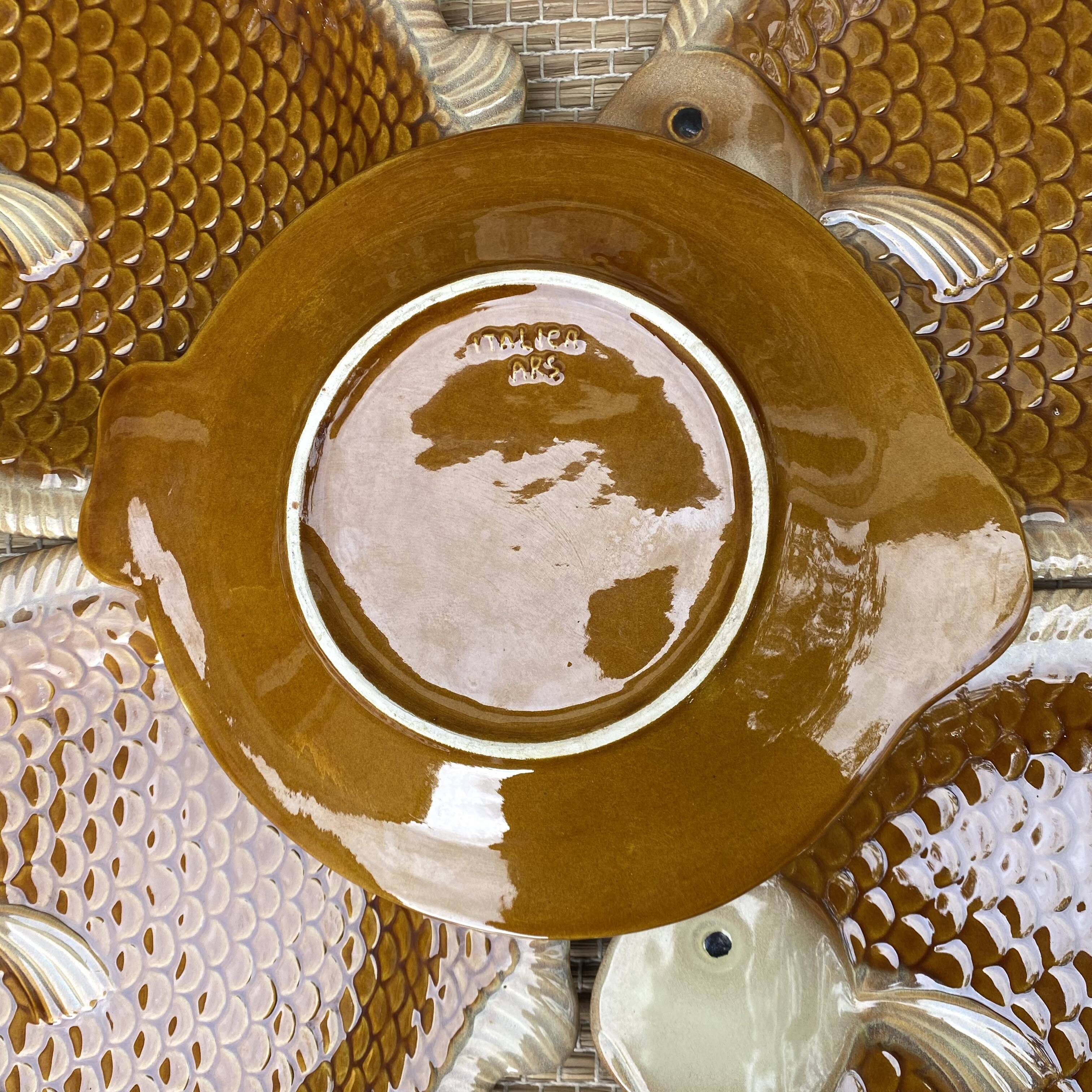 Fish plates, dish and sauce boat, Italian barbotine, 1970