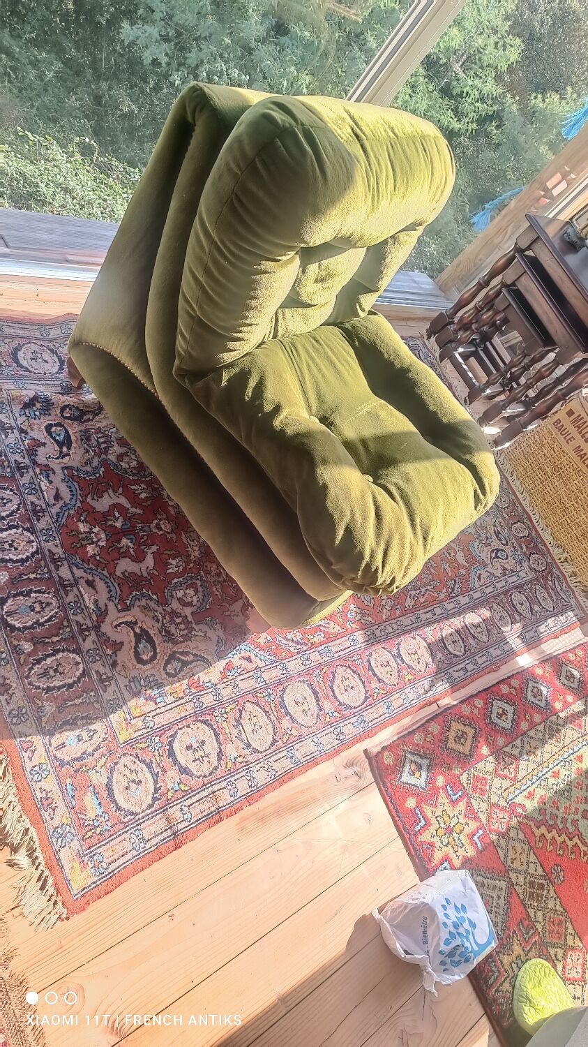 Fauteuil velours des années 60/70 en parfait état