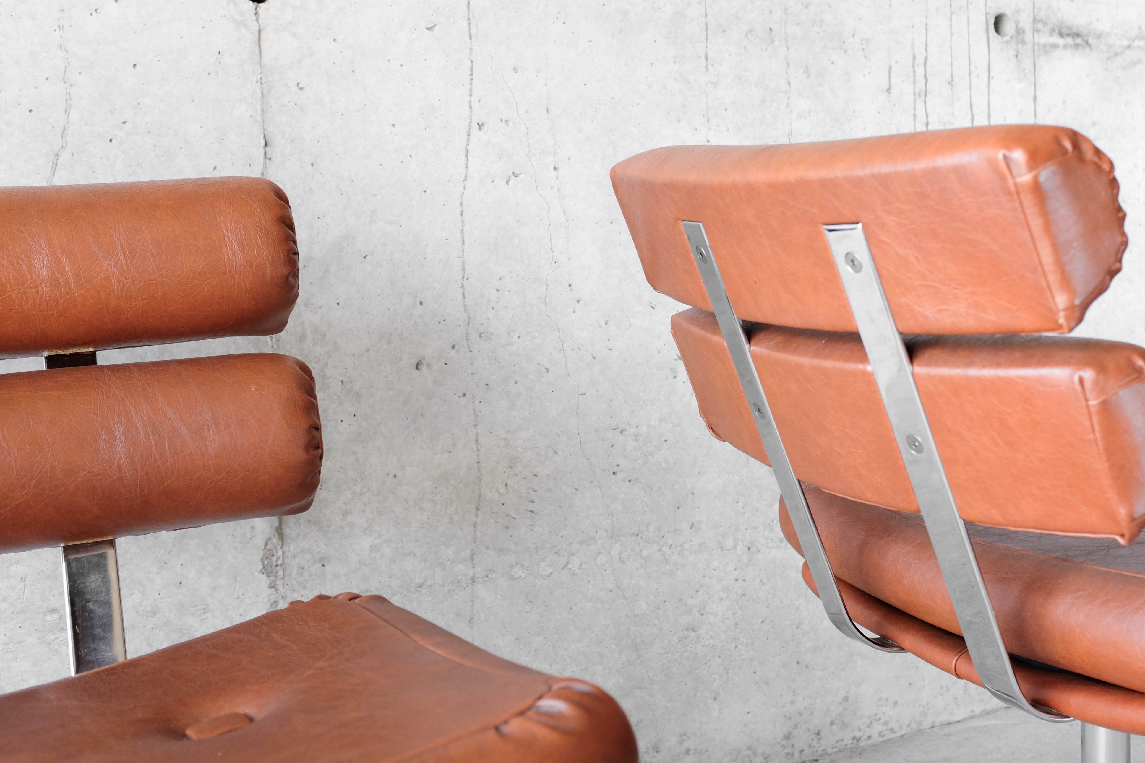 Pair of chairs - 1970 - Cognac