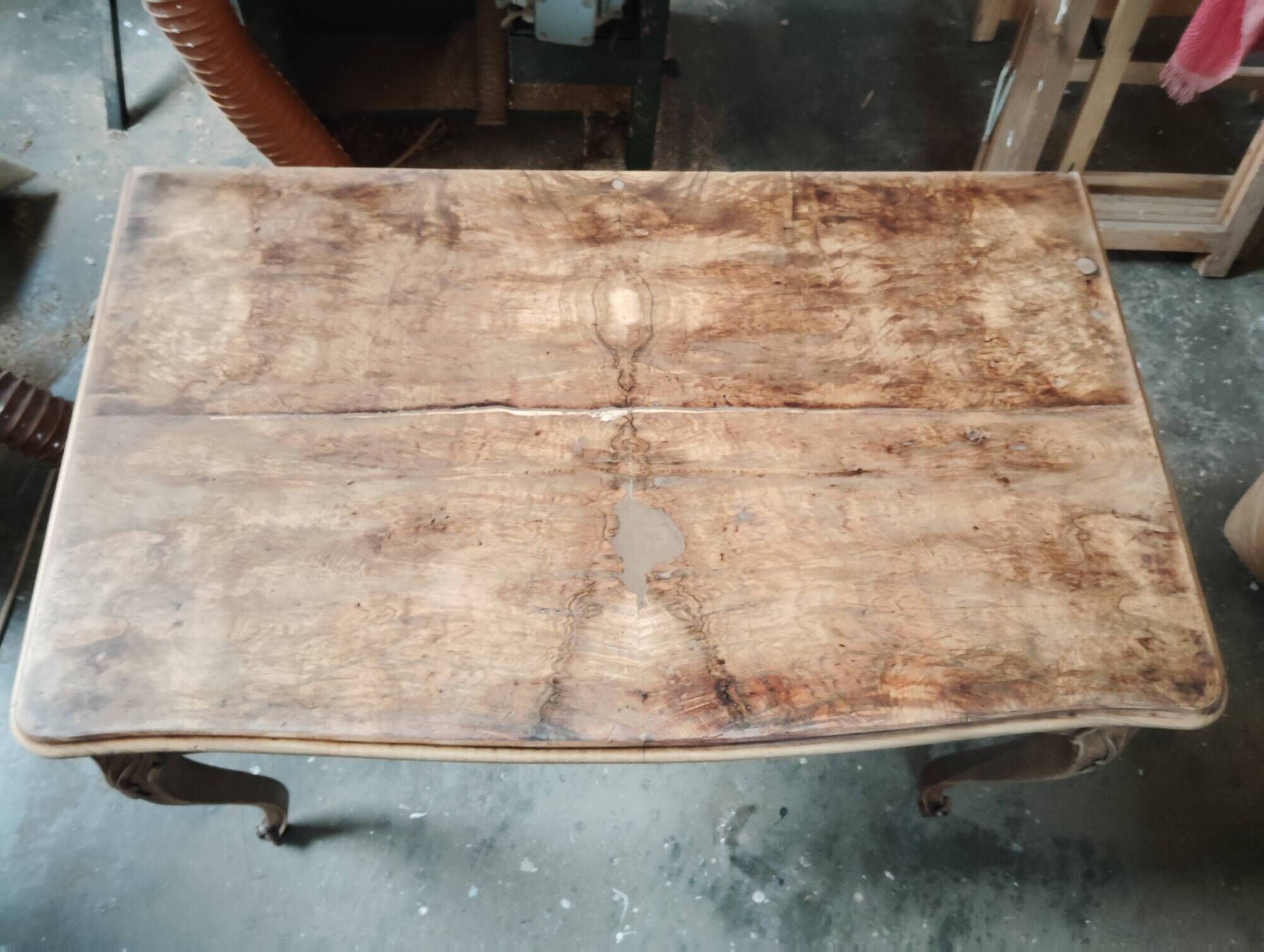 Louis XV desk with walnut burl.