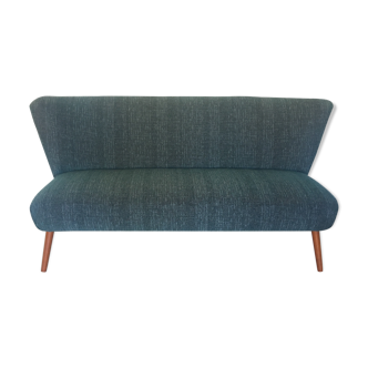 English duck blue bench