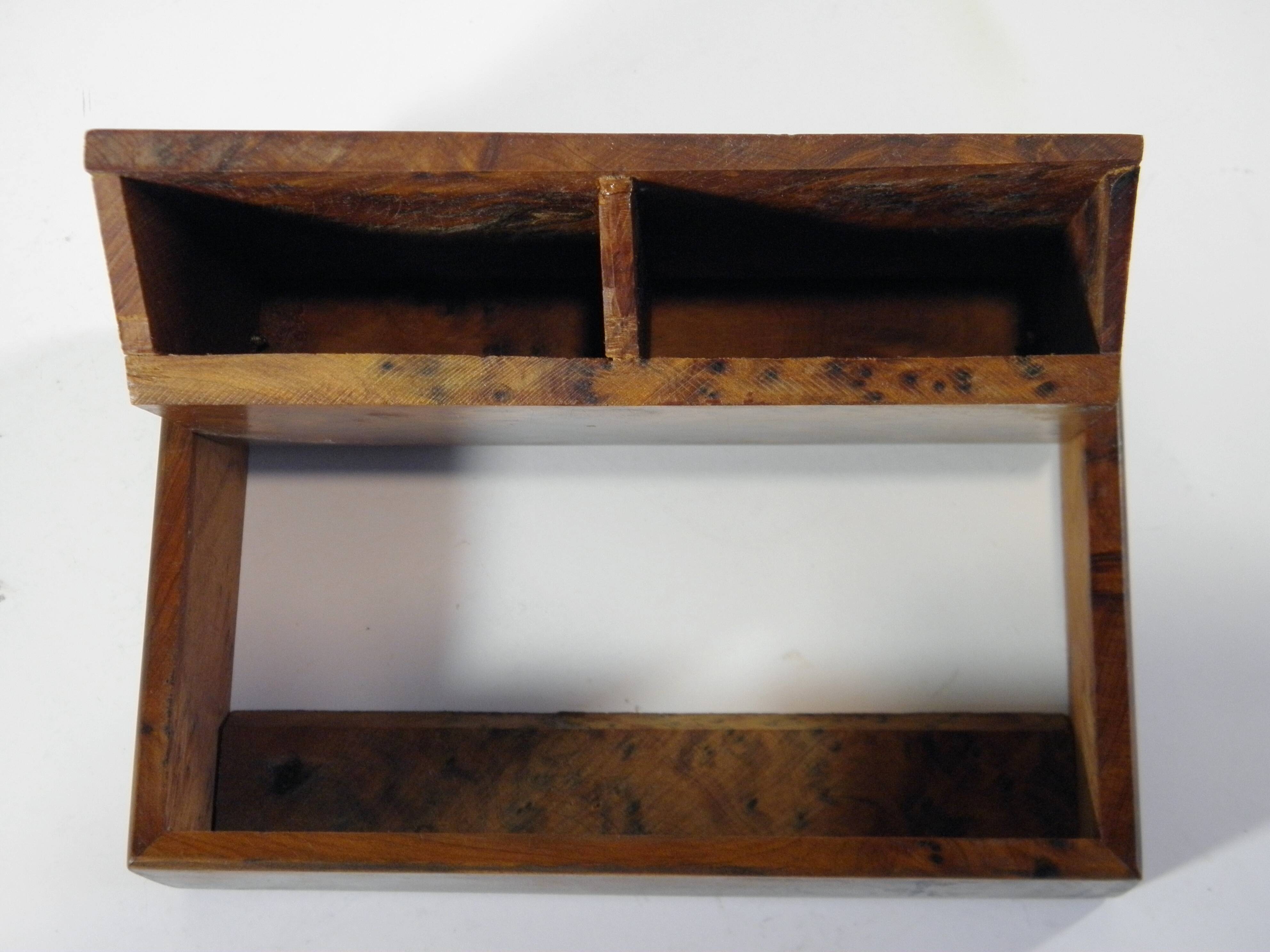 Cigarette box in thuya burl