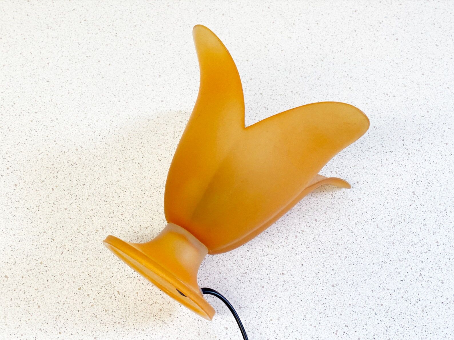 Vintage orange glass flower table lamp