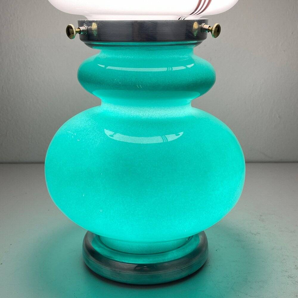 Modern Italian table lamp from the mid-century, Italy, 1980s.