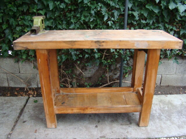 Workbench in wood