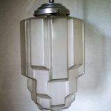 Suspension Deco with frosted glass globe