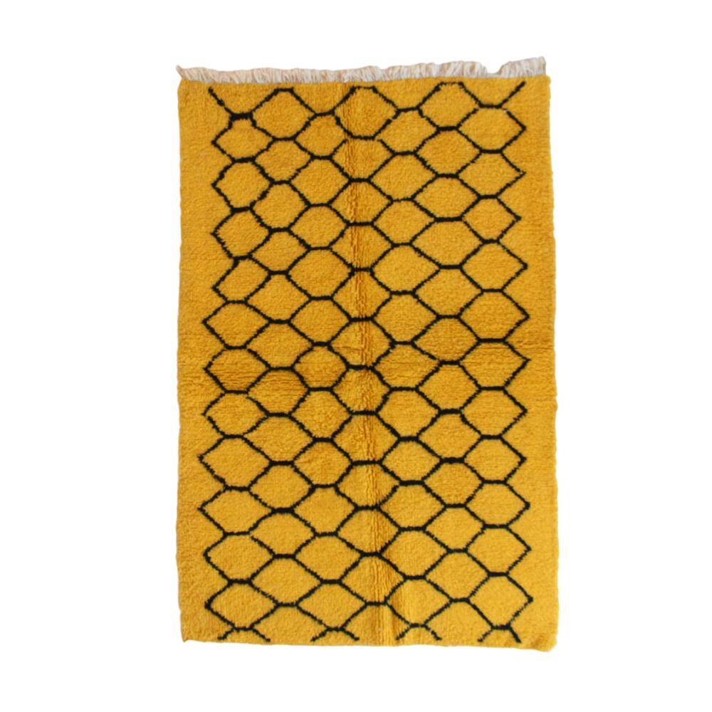 Yellow and Black Rug - 247 x 160 cm