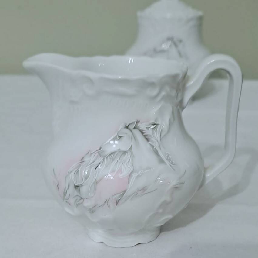 Service à café en porcelaine de Limoges