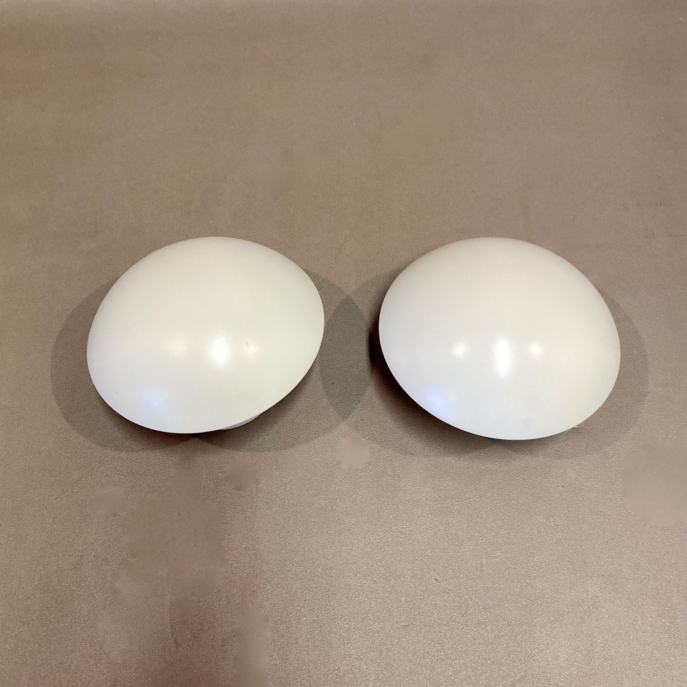 2 sconces design Poul Henningsen PH-Hat Poulsen edition