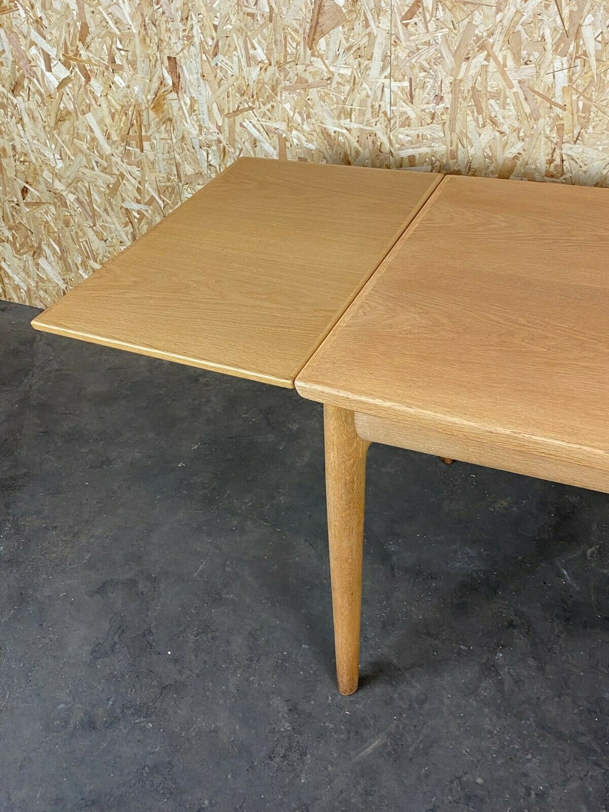 Dining table danish Grete Jalk for Glostrup Design 60/70