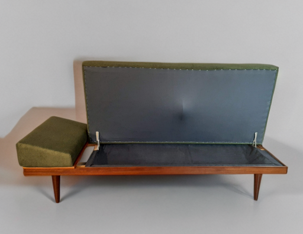 Lettvint model daybed, Vintage Scandinavian 1960s