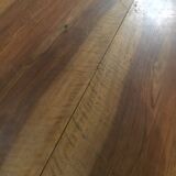 Dining room table