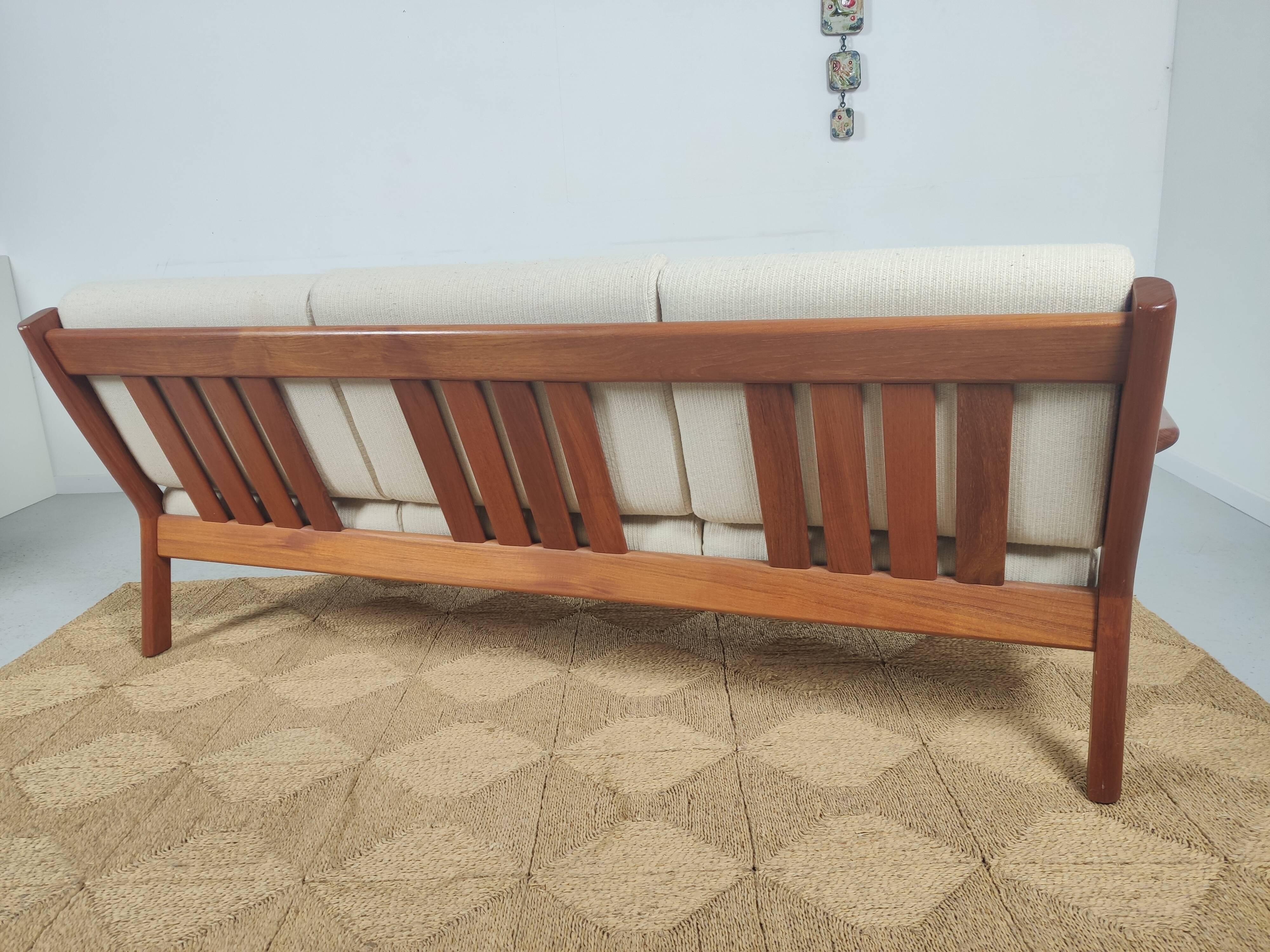 JUUL KRISTENSEN 3-seater teak sofa for Glostrup, Denmark 1960s