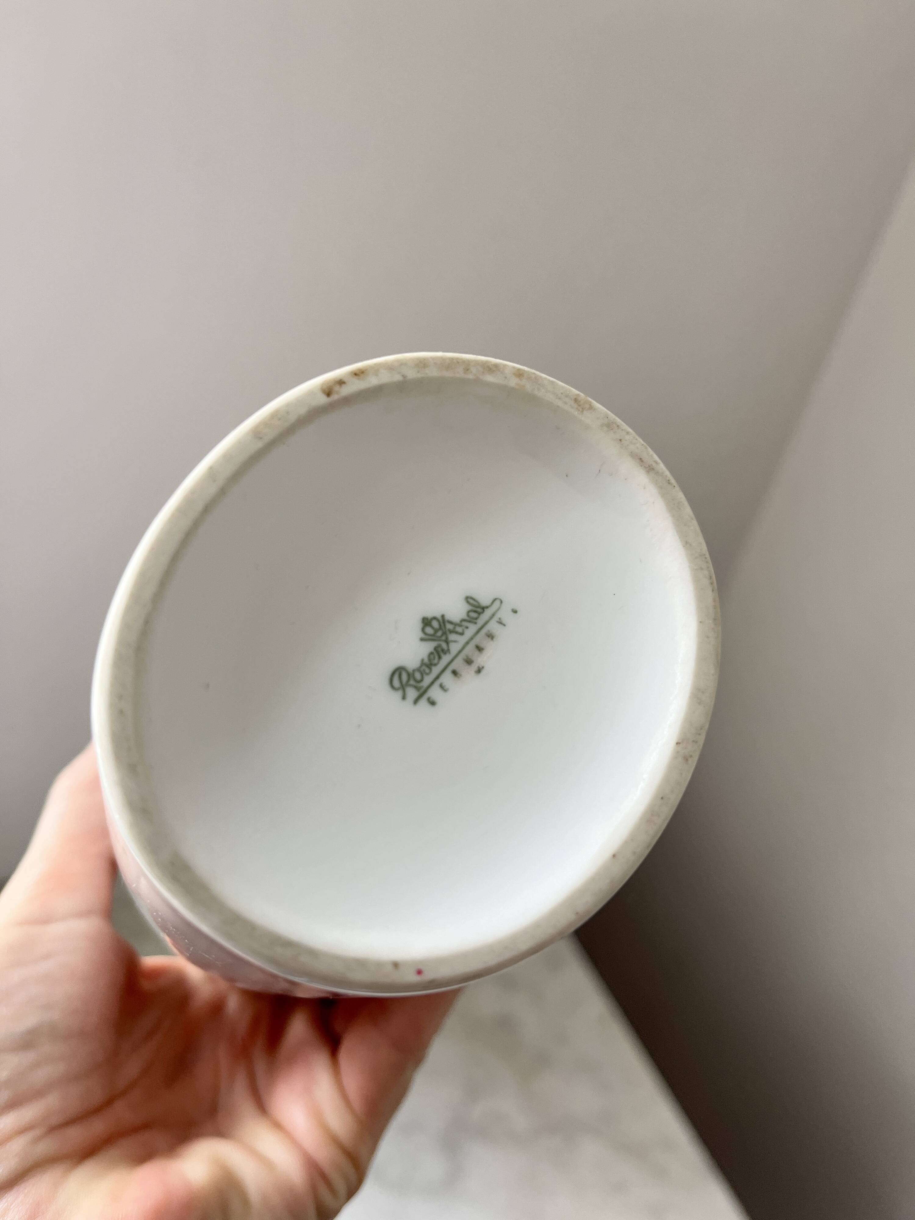 Vintage Tapio Wirkkala white ceramic Vase 2737 for Rosenthal Studio Line