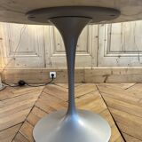 Eero Saarinen Knoll International Edition Tulip Table