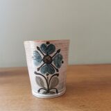 Suite of 4 vintage mugs