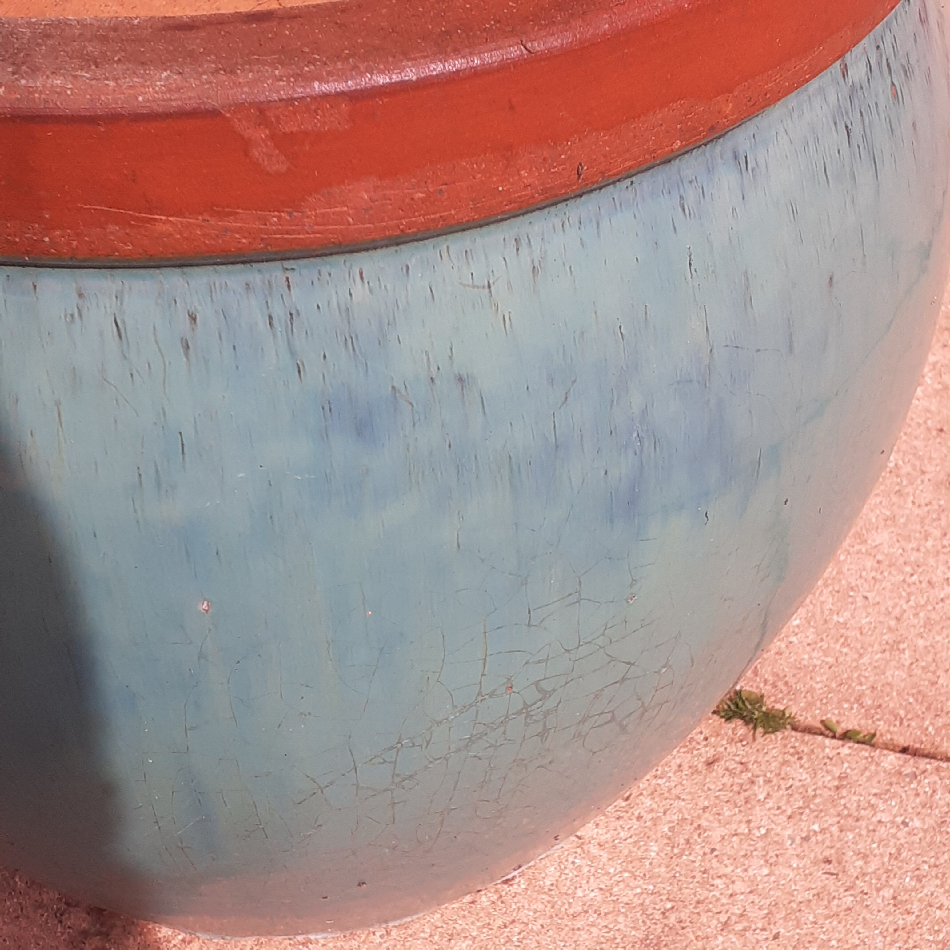 Cache pot in turquoise glazed earth, Jasper