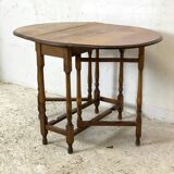 Oval oak Gate-Leg table with drop-leaves, England, 19th century