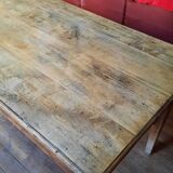 Farm table
