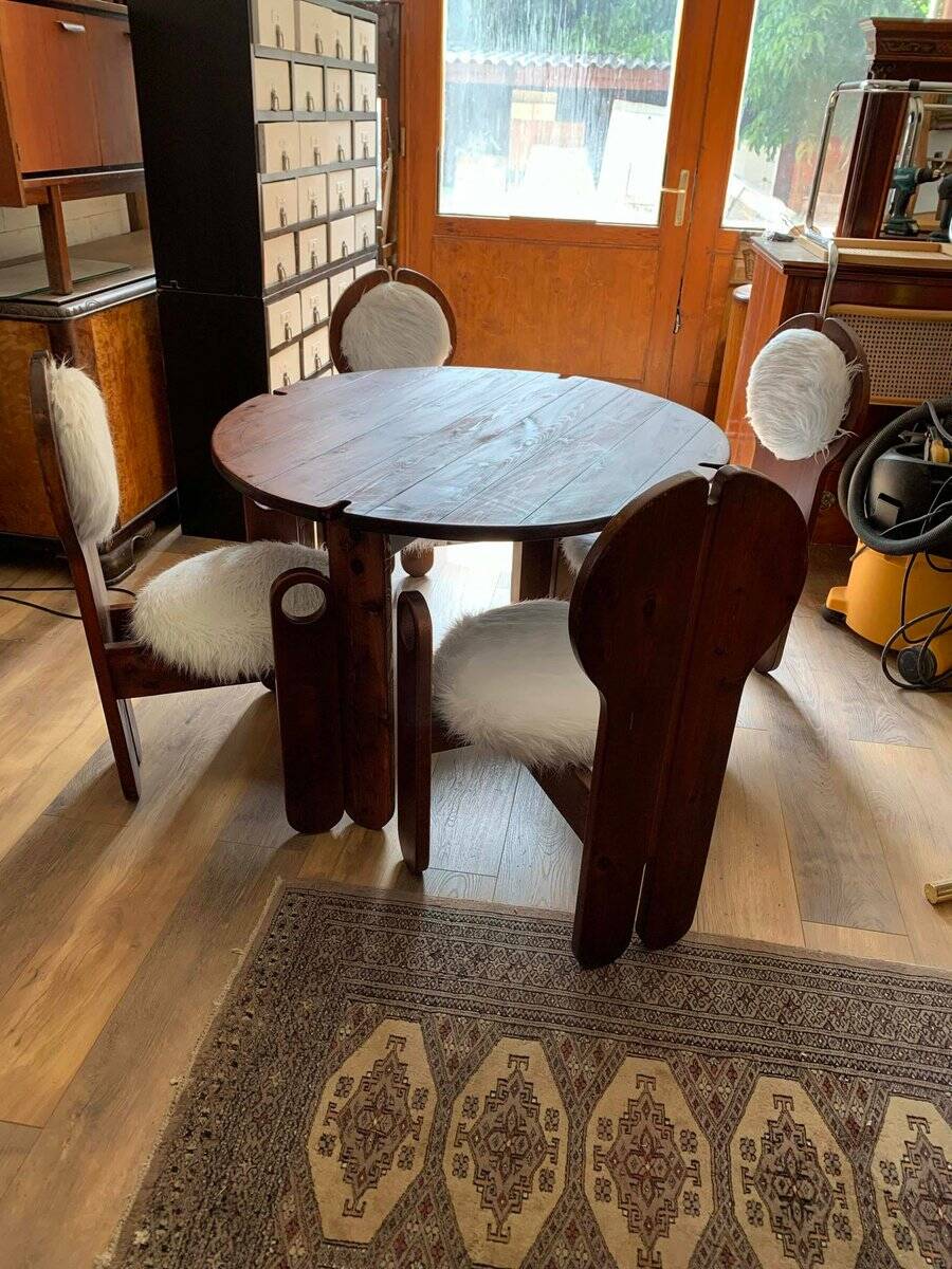 Vintage 5-piece Szedleczky set in wood with white covers, round table Ø112 cm.