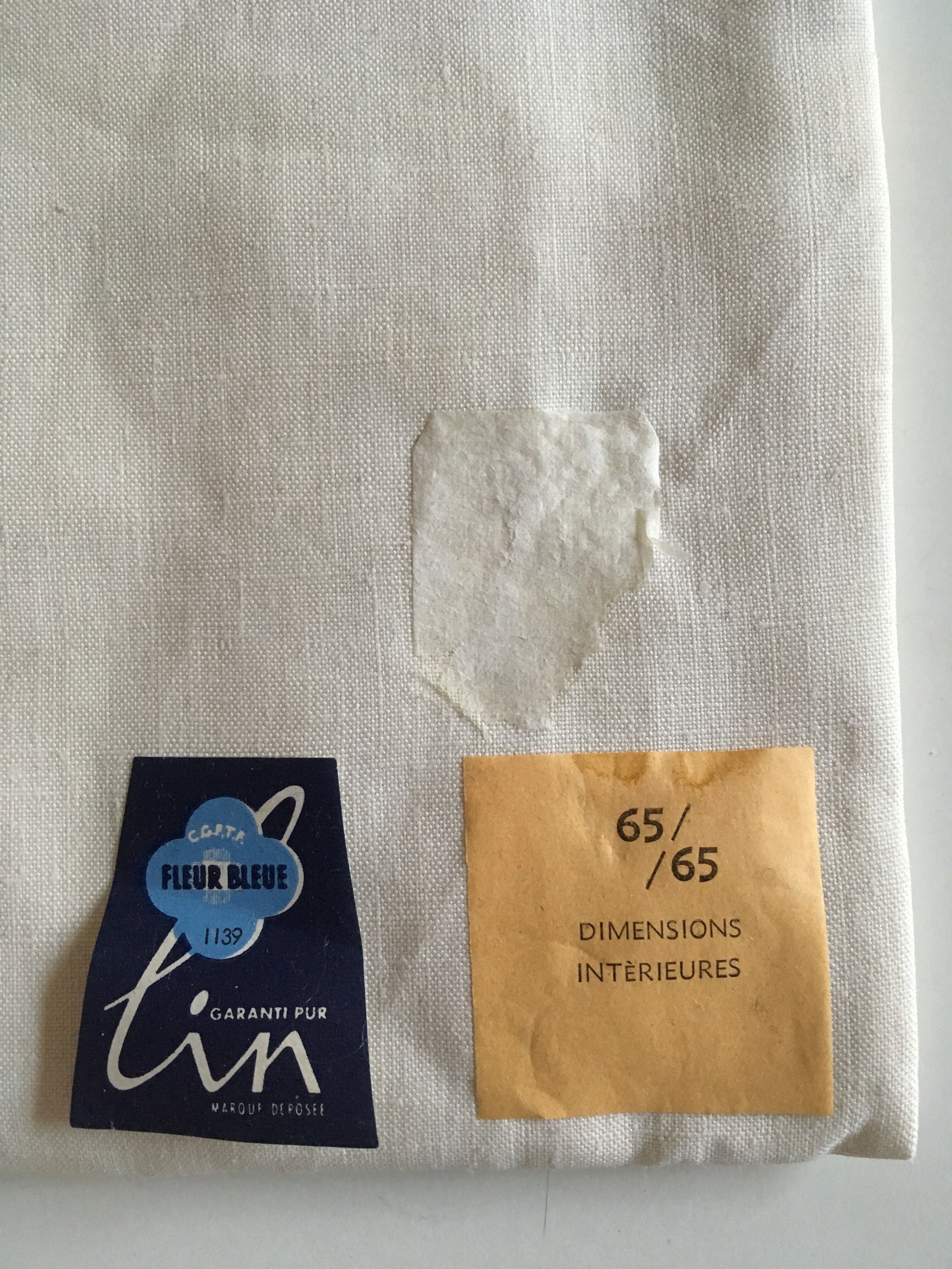 Linen pillowcase to old days