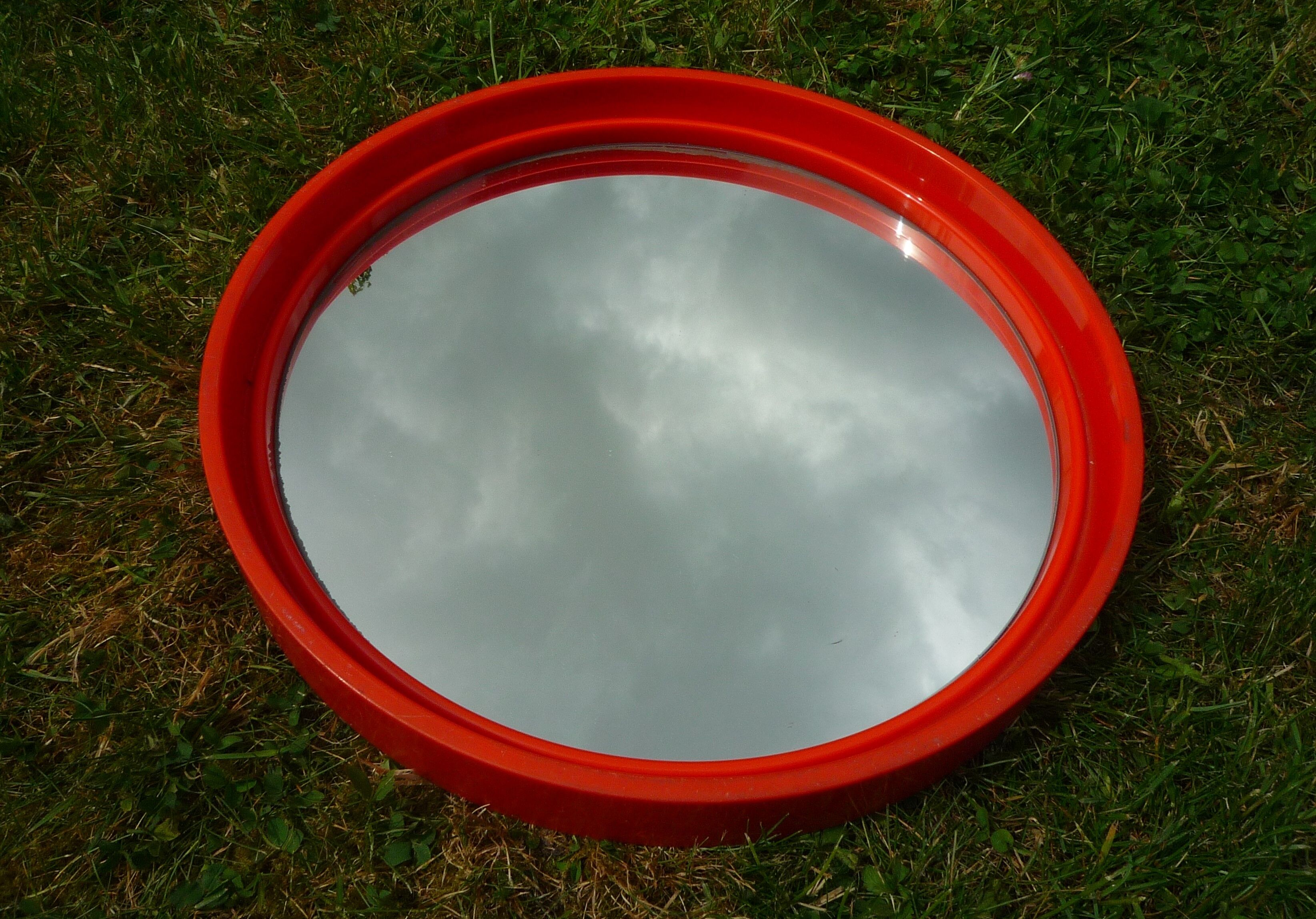 Round mirror Gilac orange vintage plastic 70s