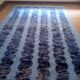 Tapis marocain tissé à la main en laine bleu marine