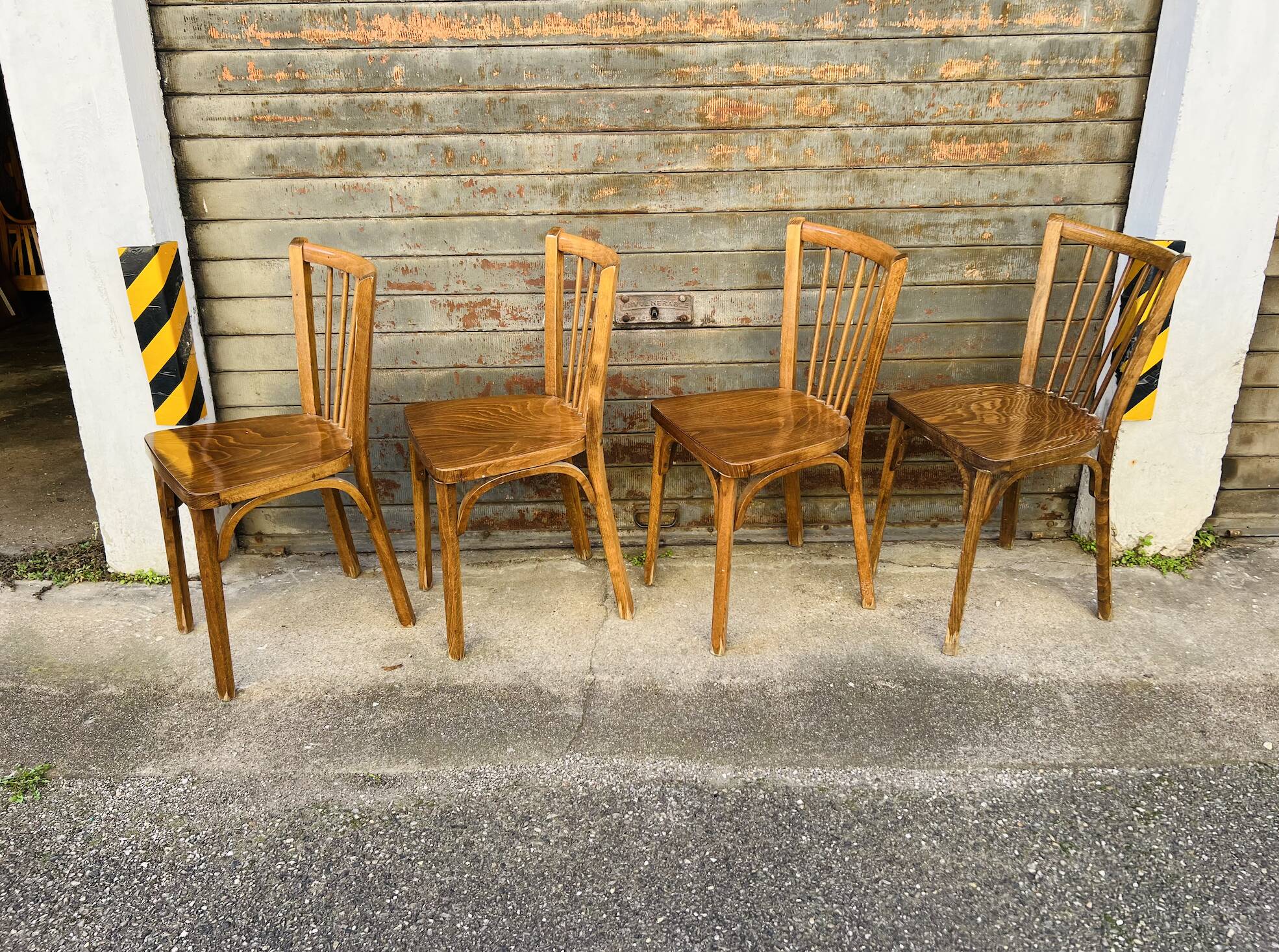 (Lot) 4 Chaises Bistrot Baumann n° 84