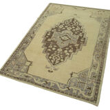 1960s handmade oriental beige carpet 102 cm x 163 cm